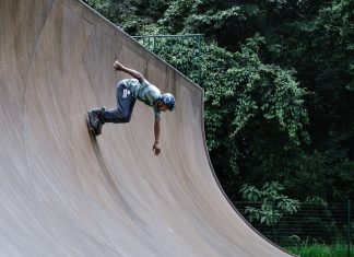 Jak Wybrać Kask i Ochraniacze na Rolki?
