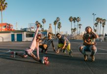 Jazda na rolkach odciąża stawy?