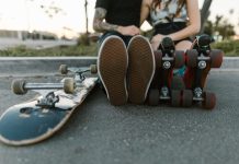 Słuchanie Muzyki i Jazda na Rolkach: Dwóch Pasji Wspólna Pasja