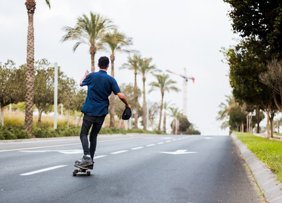 skate-2982419_1280