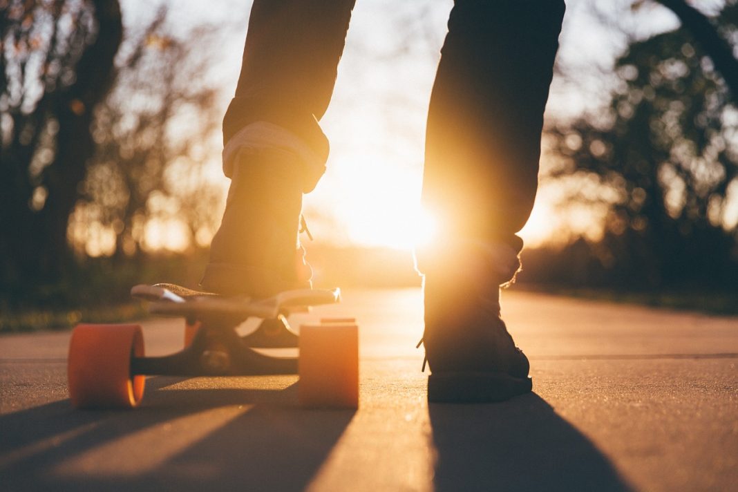 skateboard-g39d42d57b_1280