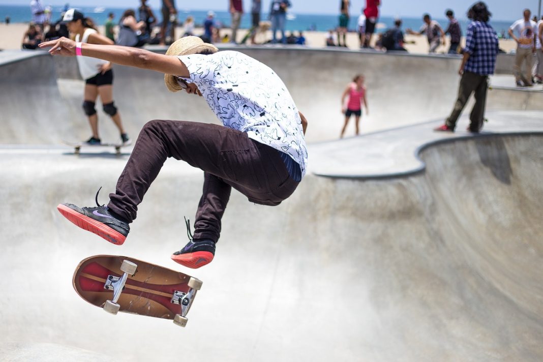 skater-gae7abe4e1_1280