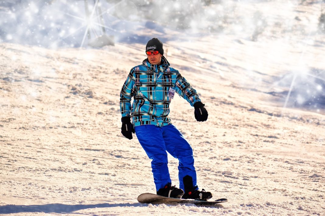 snowboarding-2030851_1280