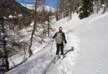 Top 10 Plecaków na Narty: Przewodnik dla Miłośników Sportów Zimowych