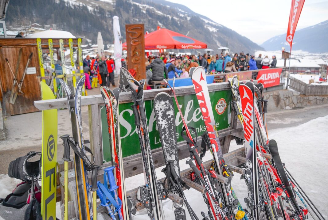 ski-3201017_1280
