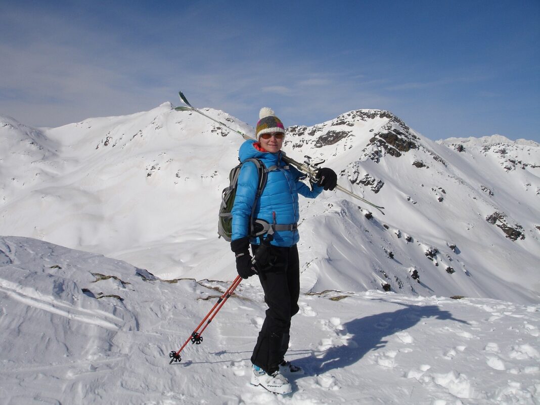 skier-274391_1280