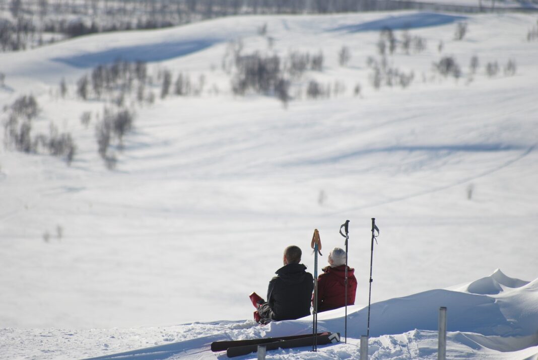winter-1204229_1280