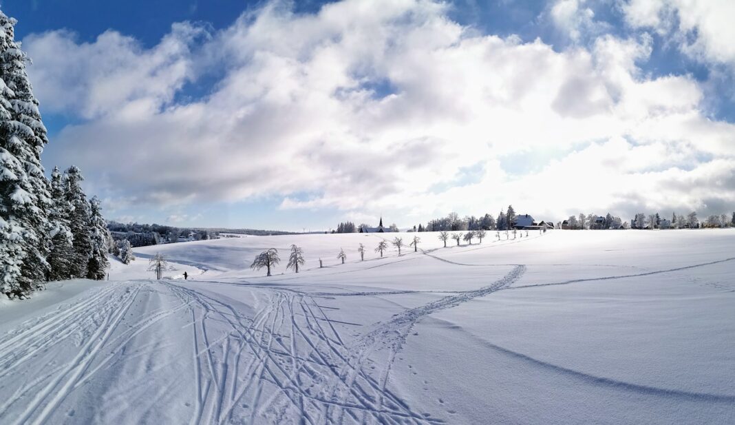 winter-7004103_1280
