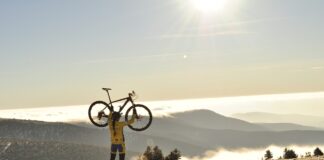 Zorbing na śniegu – czy to najdziwniejszy sport zimowy?