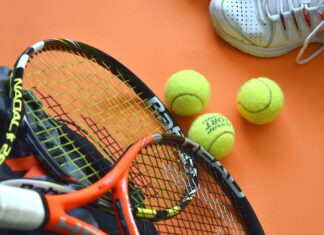 Traceboarding – połączenie snowboardu i deskorolki na betonowych nawierzchniach